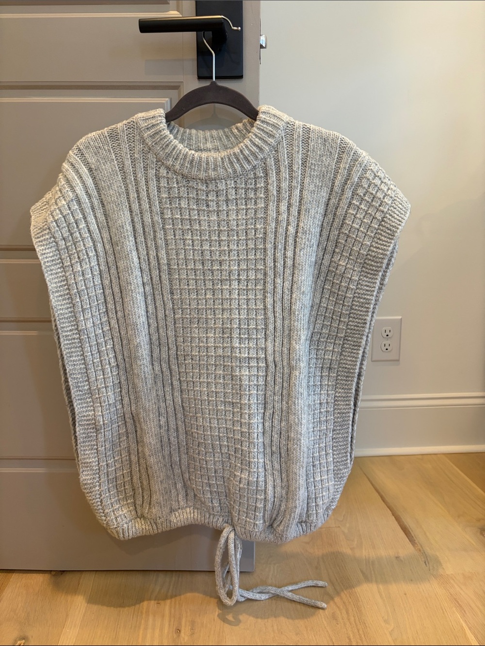 Universal Thread Light Gray Knit Sleeveless Poncho Sweater